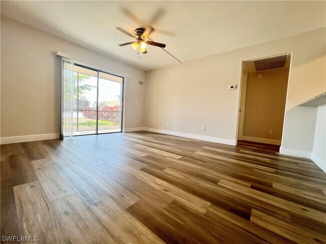 Building Photo - 5311 Summerlin Rd