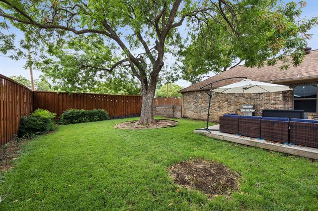Building Photo - 9819 Edgecove Dr