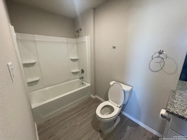 Building Photo - 430 Blue Stem Rd