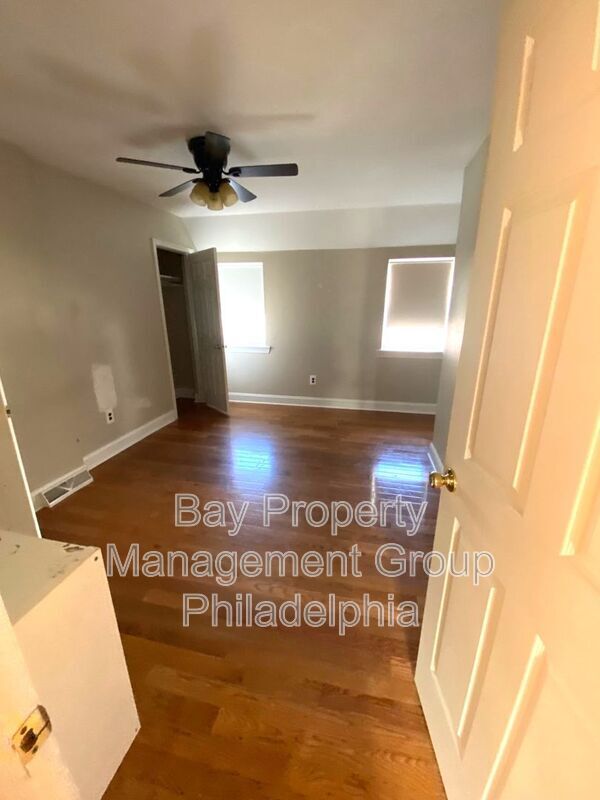 Building Photo - 12 E Jefferson St