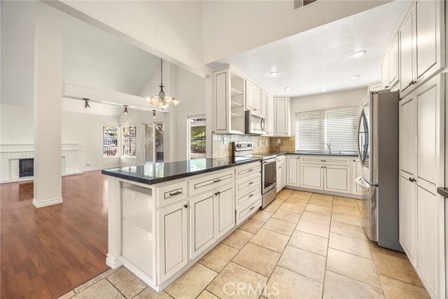 Building Photo - 532 S Westford St