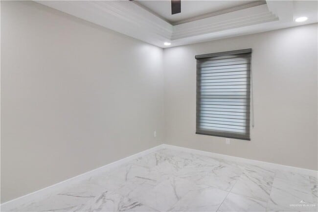 Building Photo - 22 Corales St