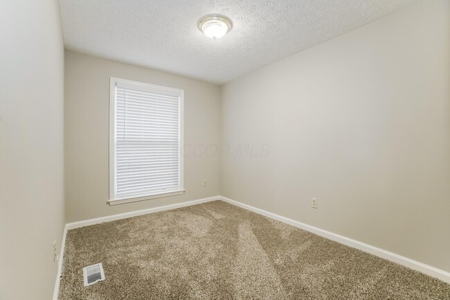 Building Photo - 6976 Endsleigh Dr