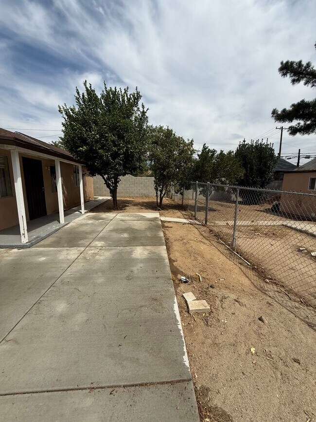 Building Photo - ***New Rental Home***
