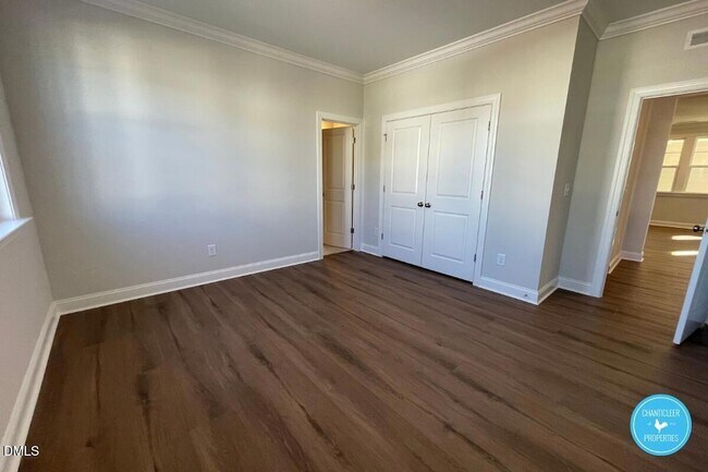 Building Photo - 105 Chesapeake Way