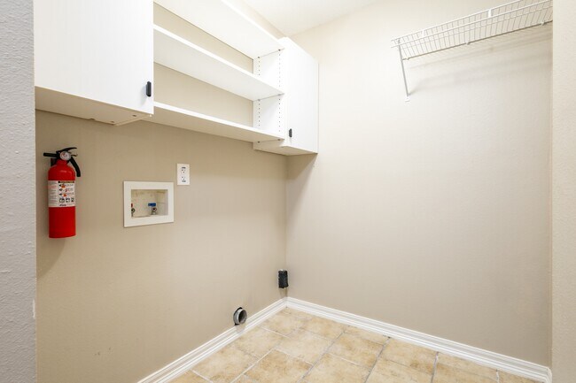 Building Photo - 5534 Berrybrook Cir