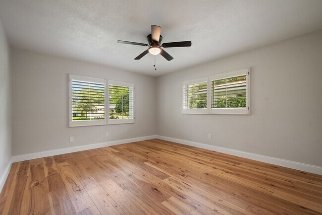 Building Photo - Renovated Winter Park 32789 Home for Lease