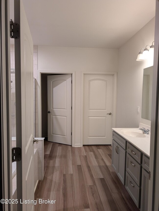 Building Photo - 2861 Hamilton Springs Dr