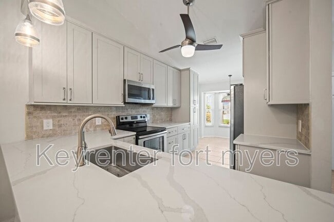 Building Photo - 13230 Heather Ridge Loop