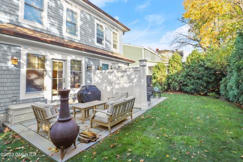 Building Photo - 39 Woodland Dr