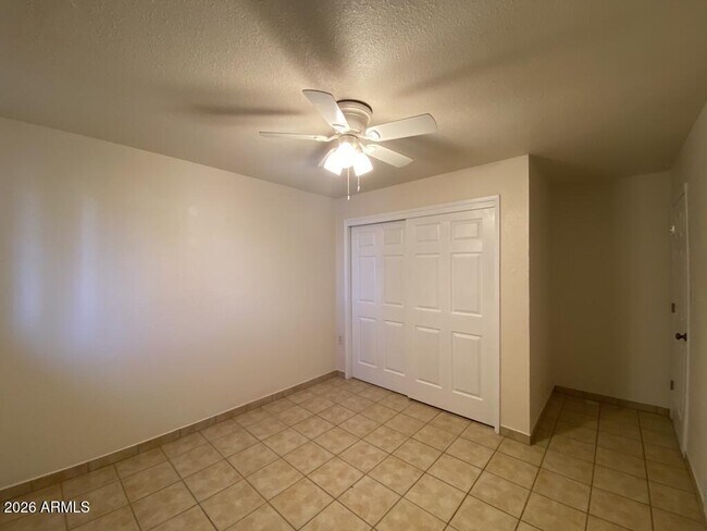 Building Photo - 74 NW Cargil Pl