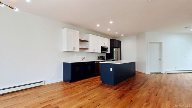 Building Photo - 262 Tamerisk Ln