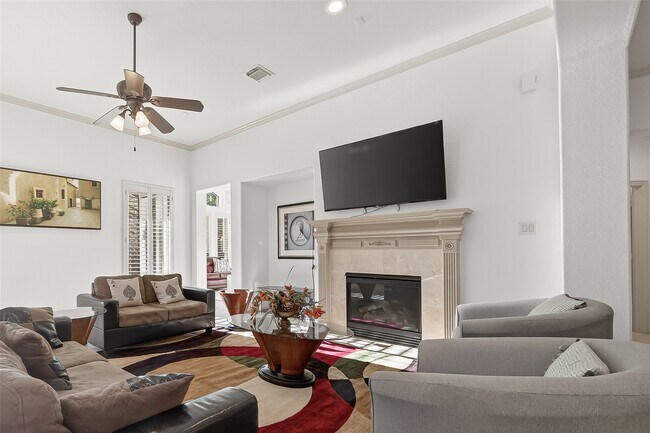 Building Photo - 7211 Spring Meadow Ln