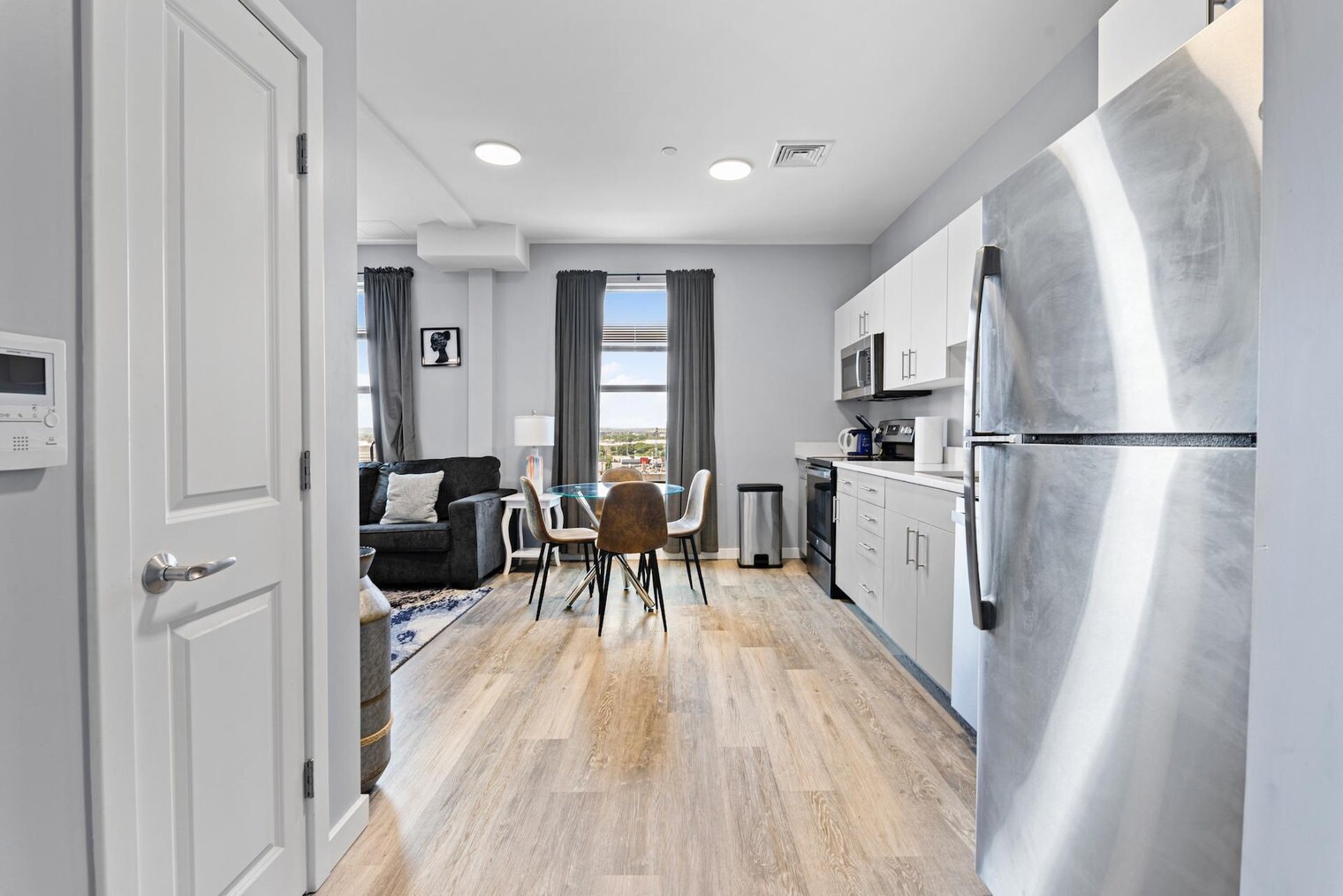 Building Photo - 95 Broadway-SI ID1240362P