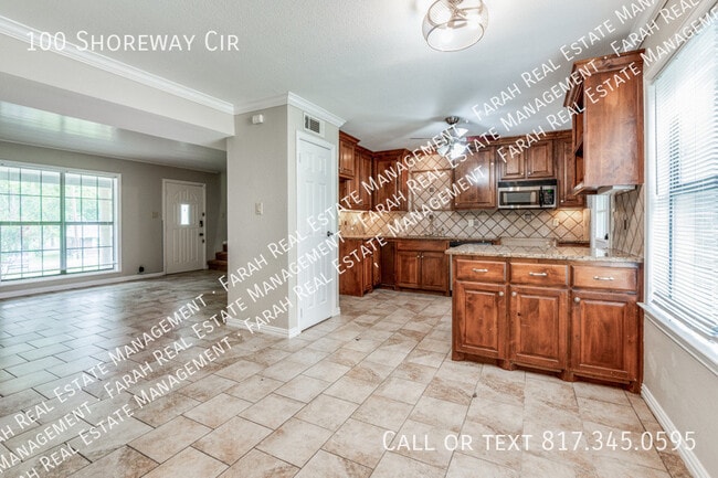 Building Photo - 100 Shoreway Cir