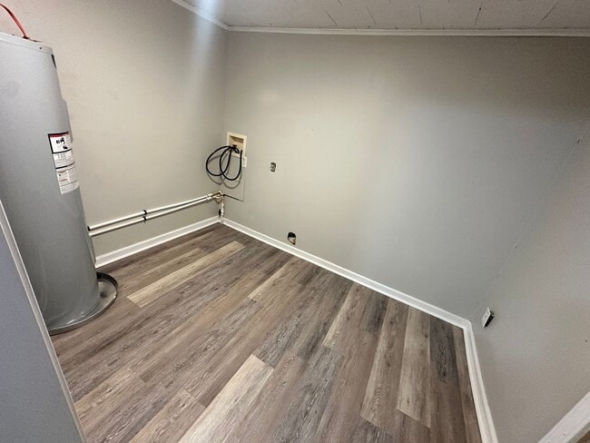 Building Photo - 1 bedroom house in Hardin