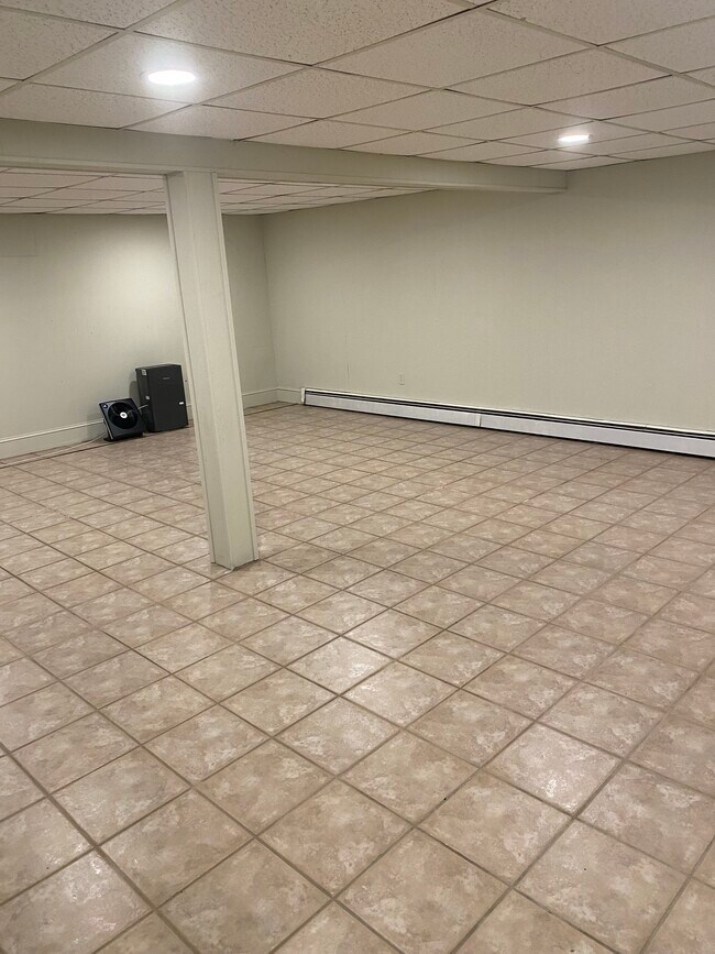 Tile floored basement - 3281 Randy Rd