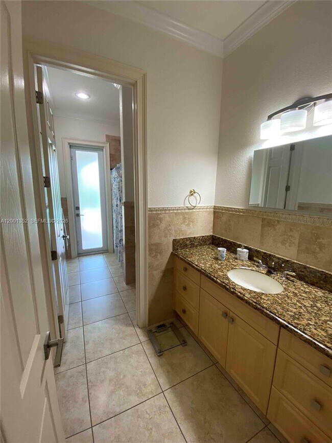 Building Photo - 14302 SW 15th St