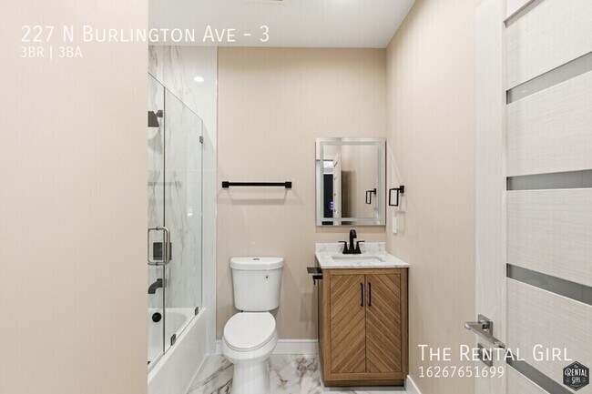 Building Photo - 227 N Burlington Ave