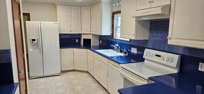 Building Photo - 3936 Case St