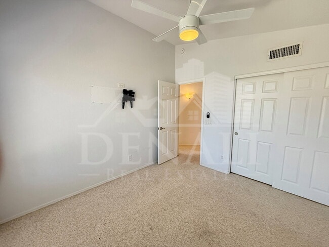 Building Photo - 14204 N 100th Pl