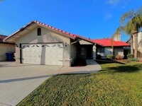 Building Photo - 516 Sun Rose Ave