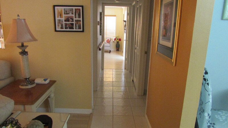 Building Photo - 2699 Pine Ridge Way E