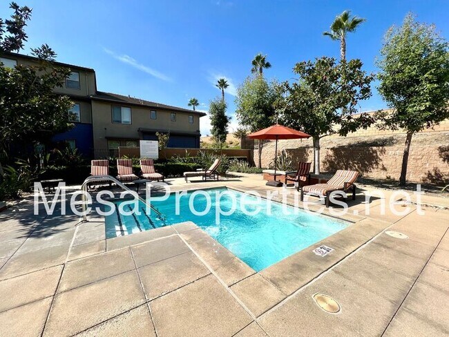Building Photo - 12346 Claredon Dr