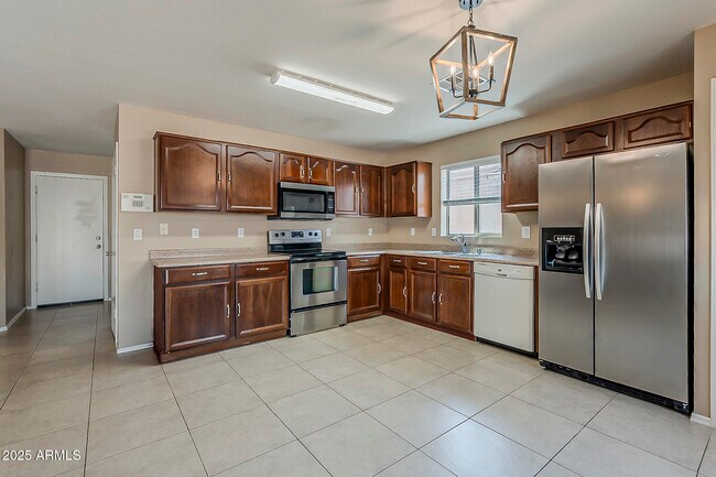 Building Photo - 5764 E Everhart Ln