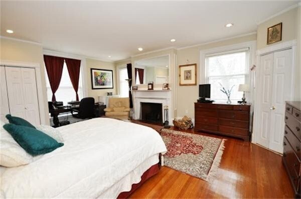 Building Photo - 1763 Beacon St