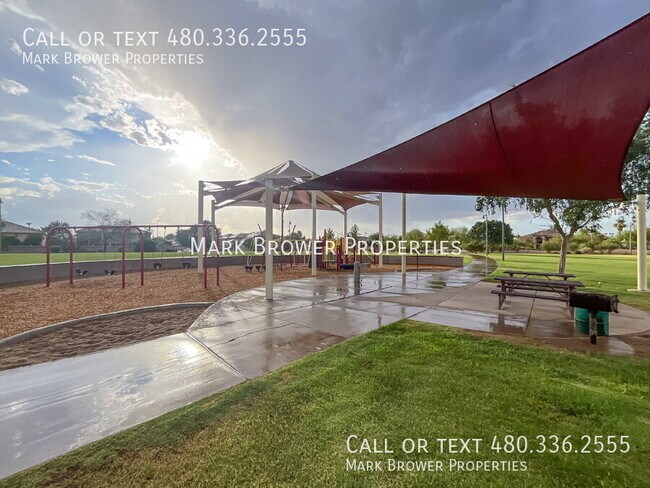 Building Photo - 1648 E Canyon Way