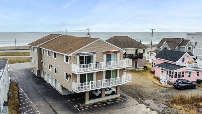 Building Photo - 611 Ocean Blvd
