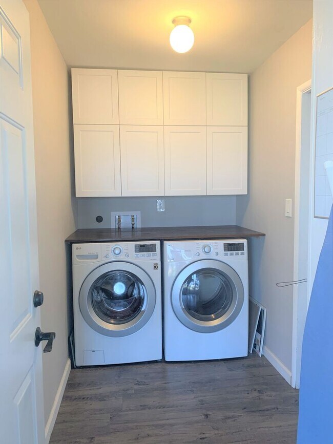 Building Photo - COMING SOON!! ***BEAUTIFUL 3 BEDROOM 2 BATH AVAILABLE IN SAN DIEGO***