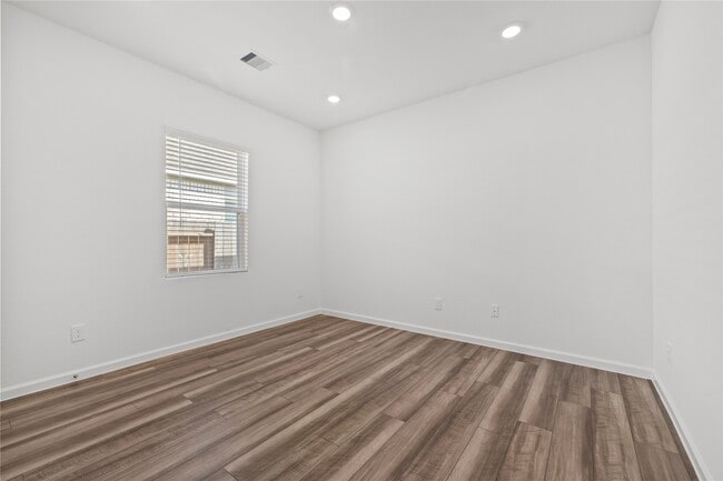 Building Photo - 27219 Leeward Jetty Dr