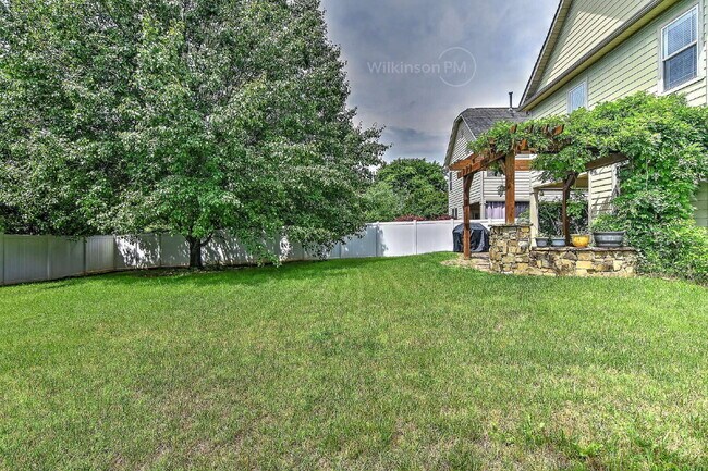 Building Photo - Charming 3-Bedroom in Arbor Croft with Out...
