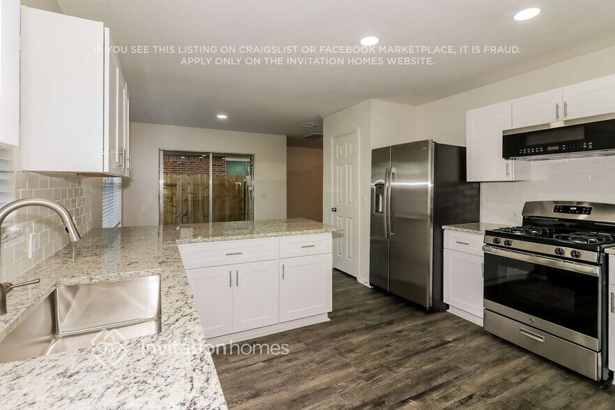 Building Photo - 21407 Somerset Park Ln