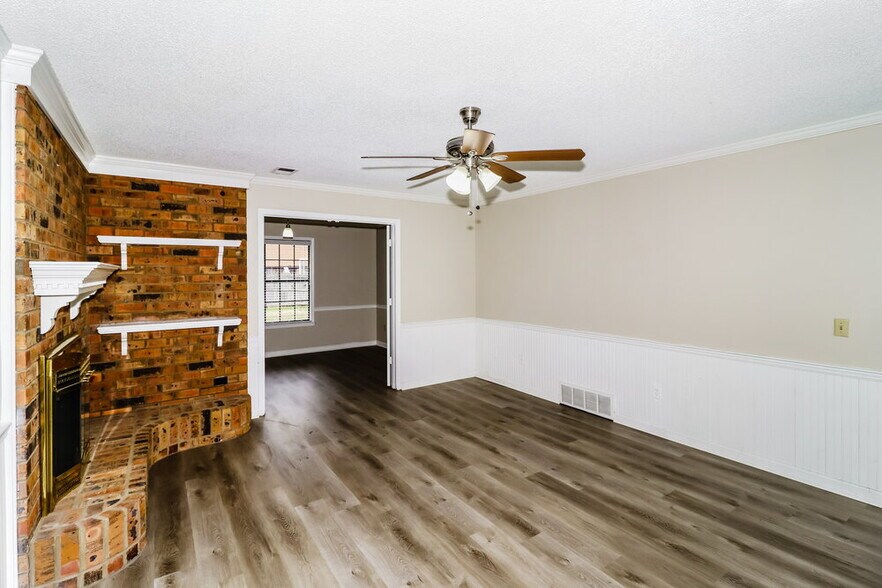 Building Photo - 4055 Delgate Cove