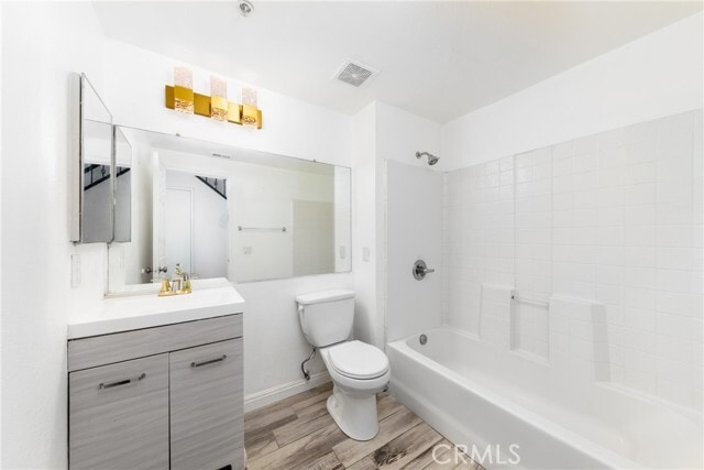 Building Photo - 15645 Isleta Ln