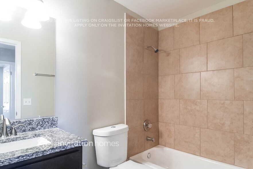 Building Photo - 10812 Scepter Dr