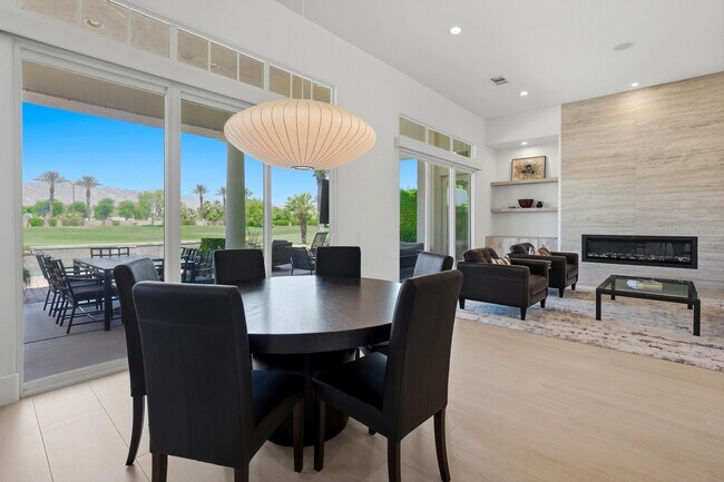 Building Photo - 51493 Marbella Ct