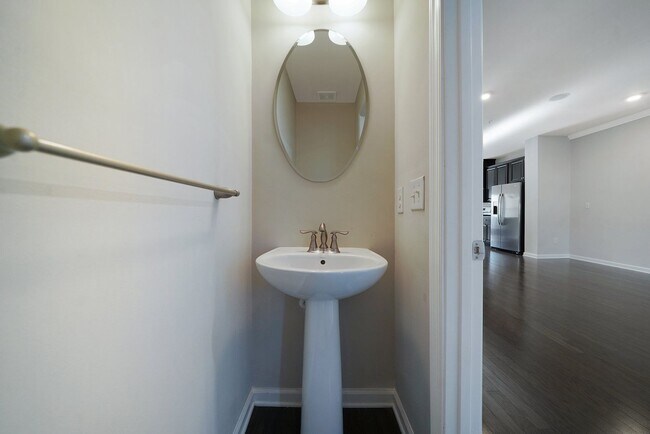 Building Photo - Luxury 3 Bedroom 4 Bath Townhome in Atwater Community