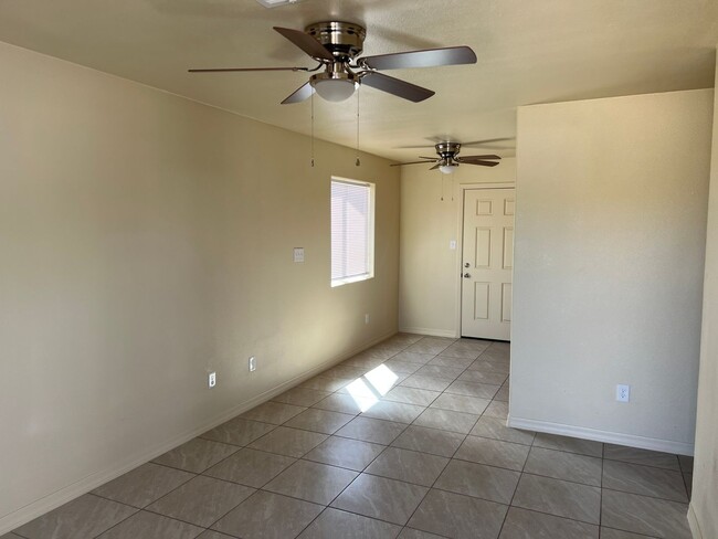 Building Photo - Two Bedroom San Luis Home with Fenced Back Yard