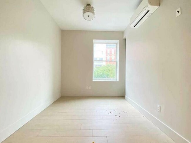 Building Photo - 1 bedroom in NEW YORK NY 10030