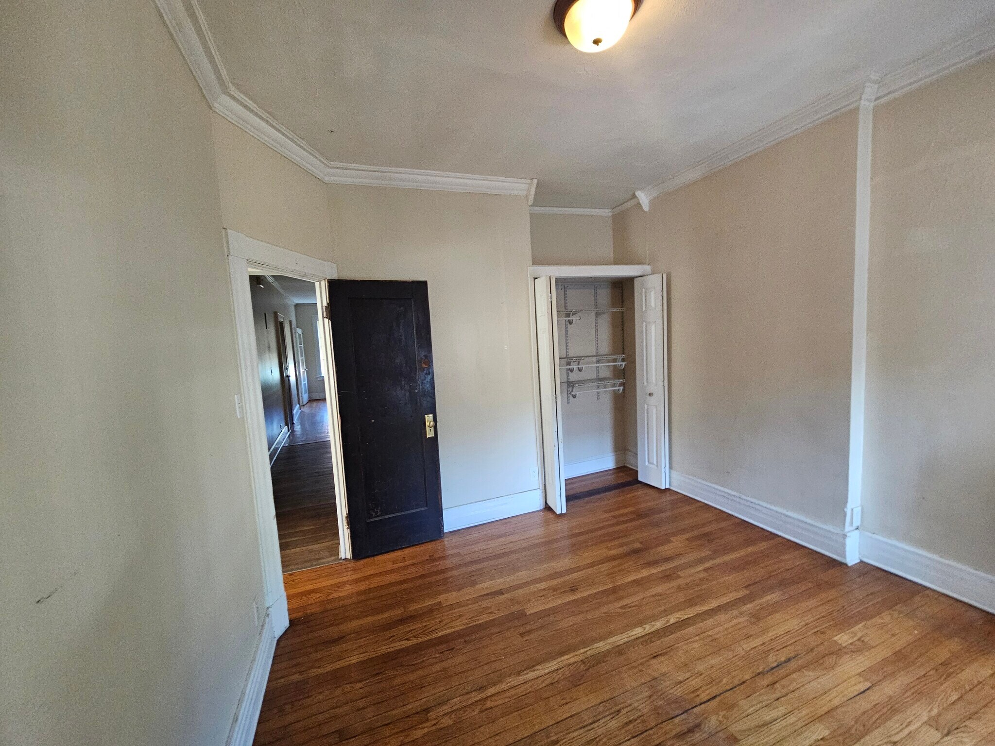 Building Photo - 286 Western Ave