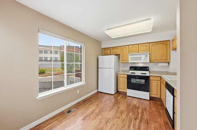 Building Photo - $2,260.95 - 2 Bed, 2 Bath Condo in Parker with In Unit Laundry and Central AC!