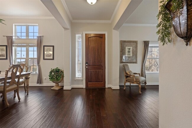 Building Photo - 8500 Echo Shore Cove