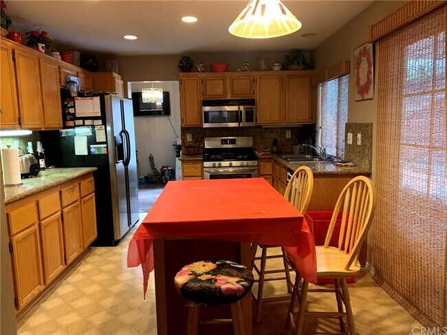 Building Photo - 578 Pointe Vista Ct