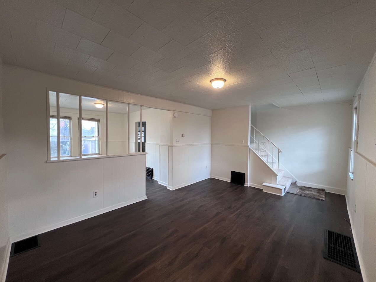 LR - 130 New Jersey Ave