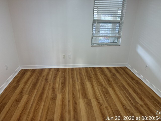 Building Photo - 405 Mango Cir