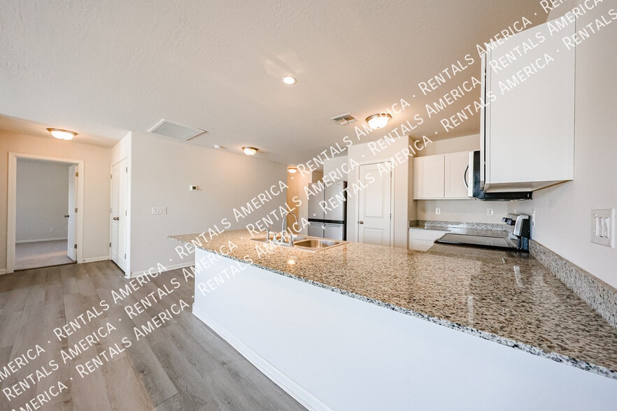 Building Photo - 118 W Impala Dr